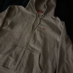 selling L supreme jacket