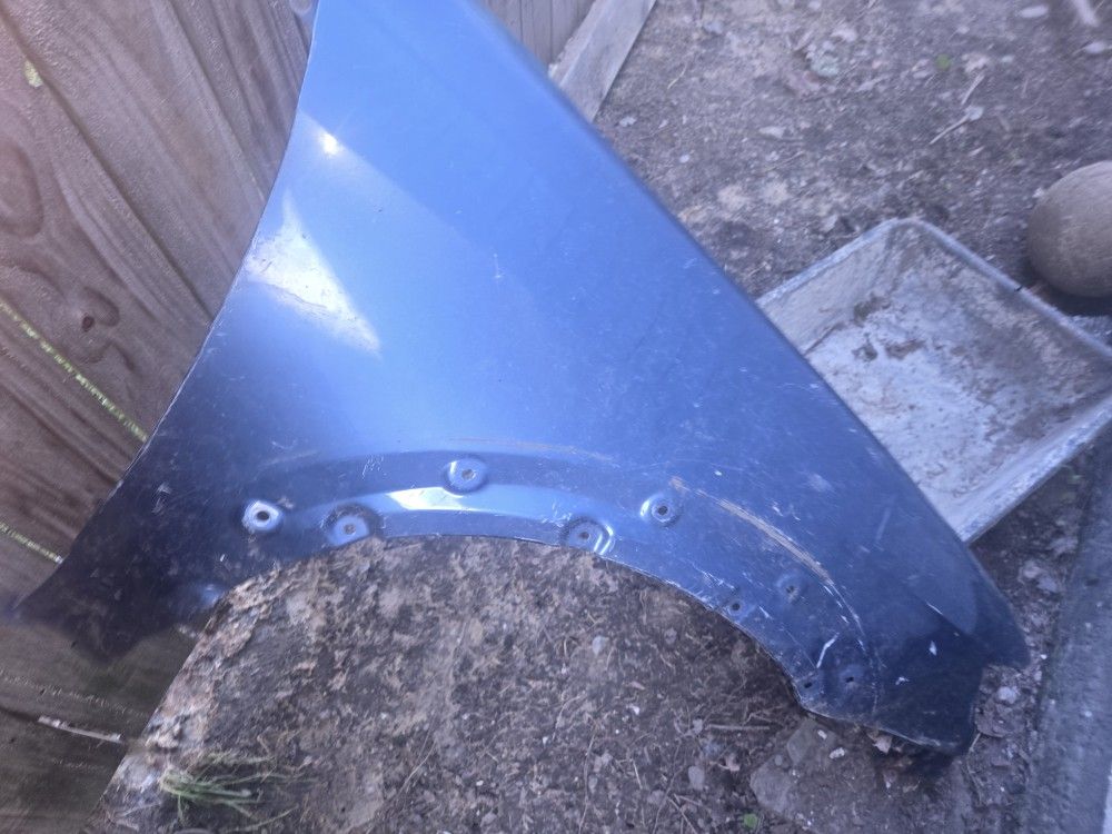 Suburu Outback Fender
