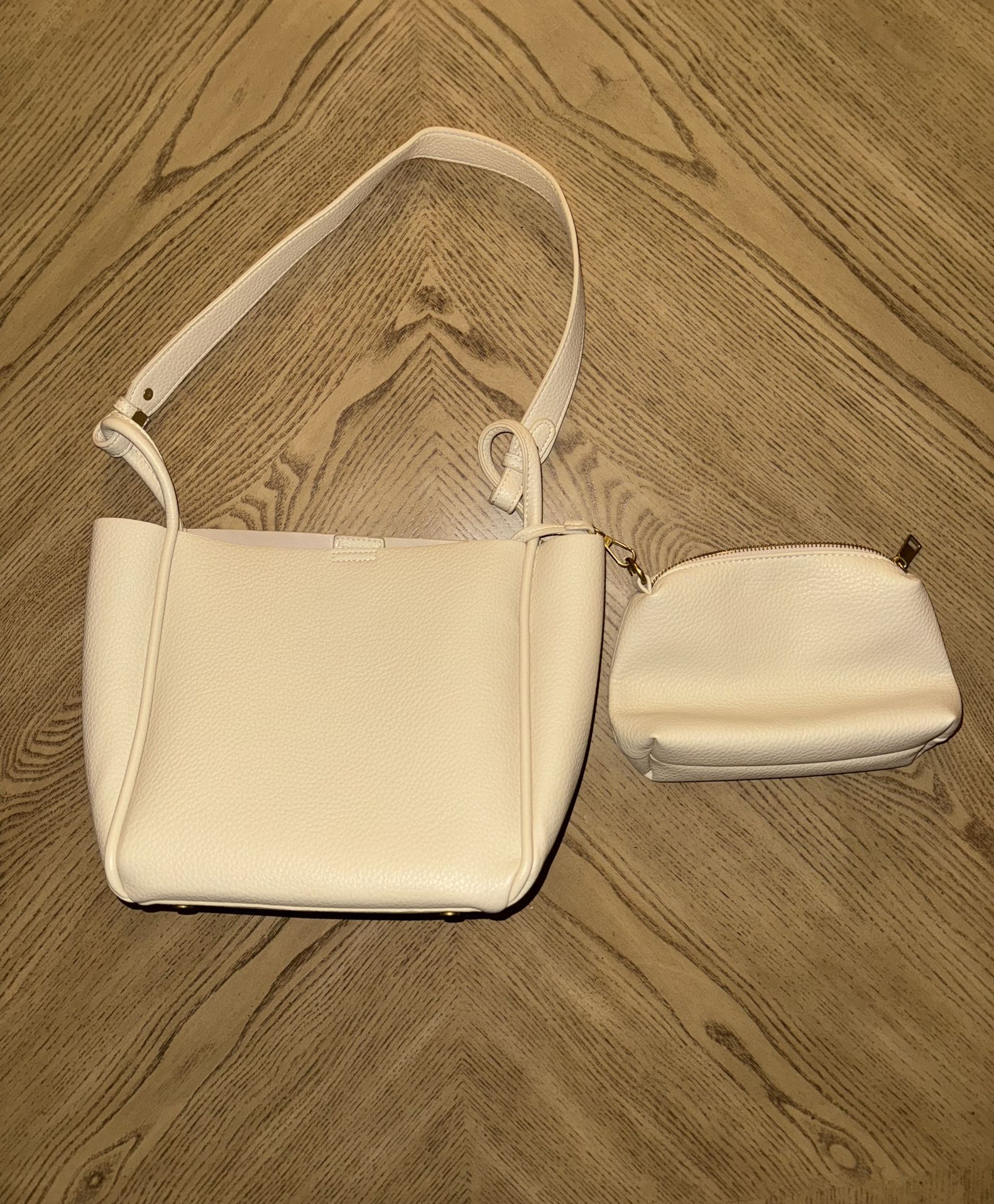 White/Ivory Pebbled Leather Tote + Matching Pouch (LIGHTLY USED)