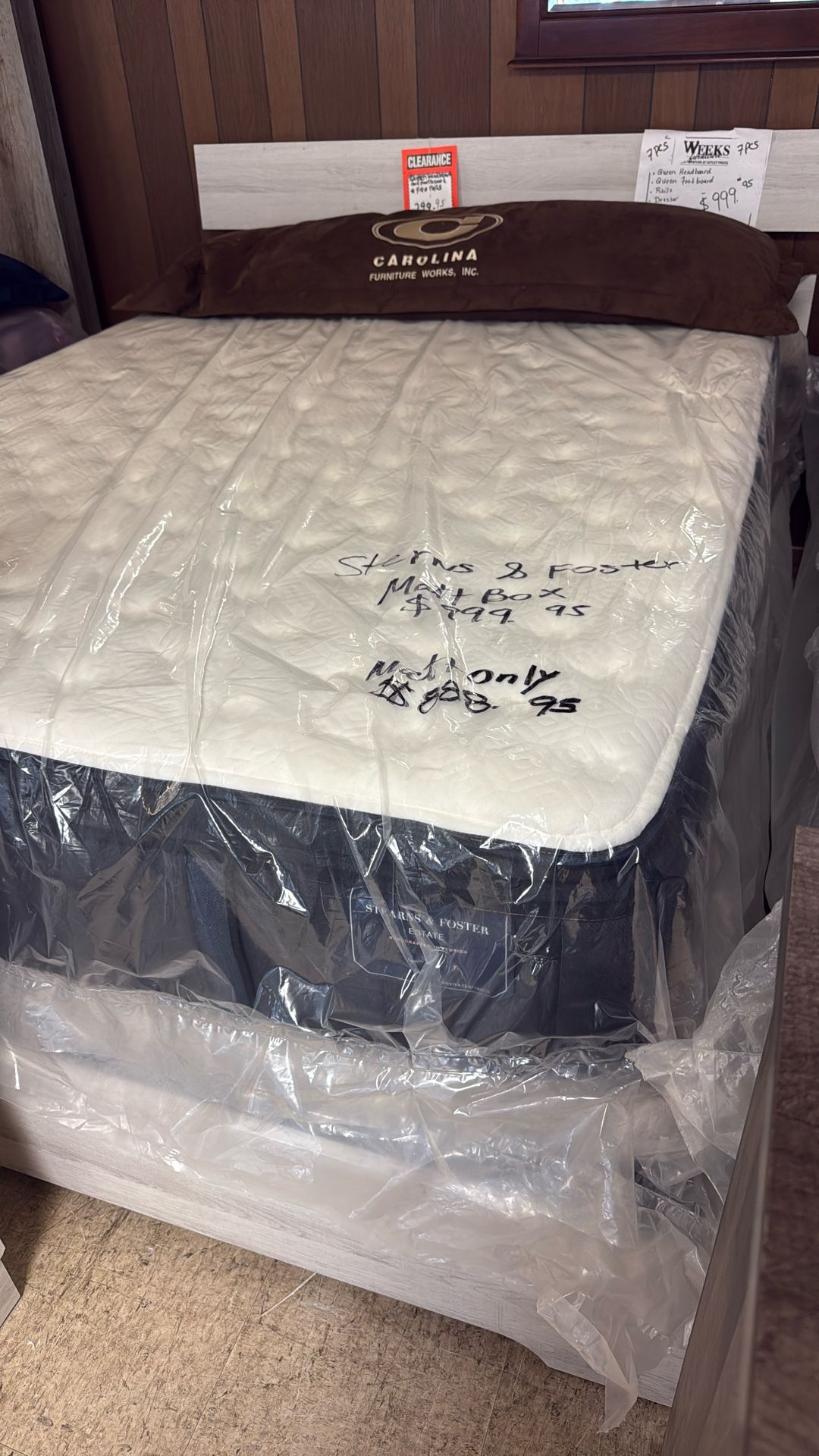 Brand new mattress by Stearns and Foster 888 compare it 2700