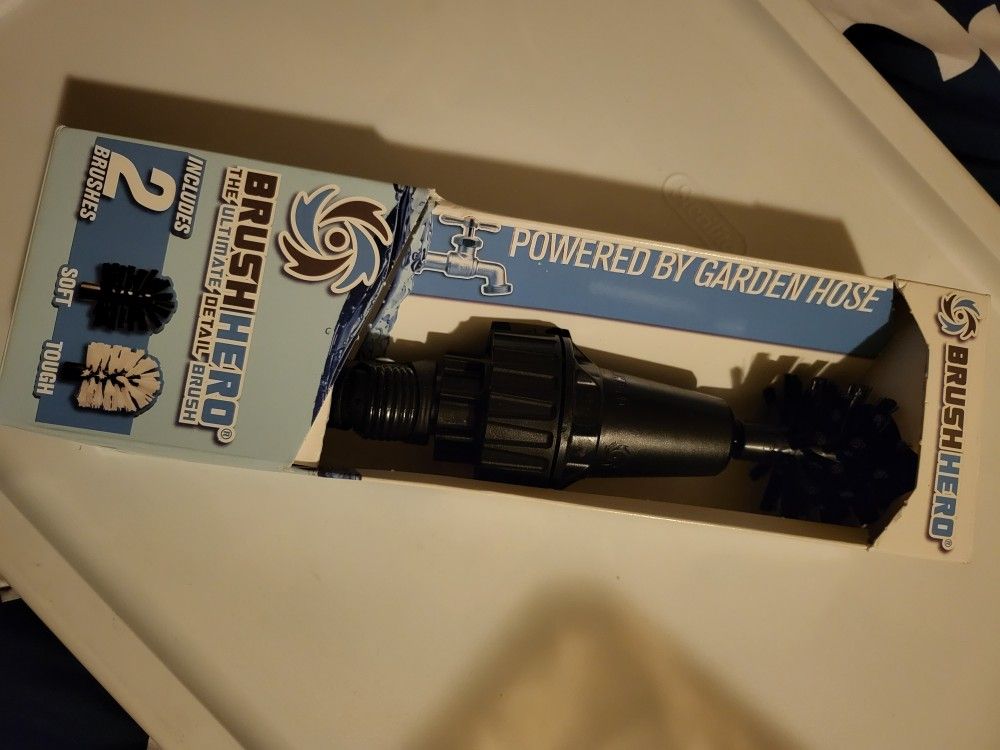 Premium Water-Powered Multi-Purpose Rim Brush