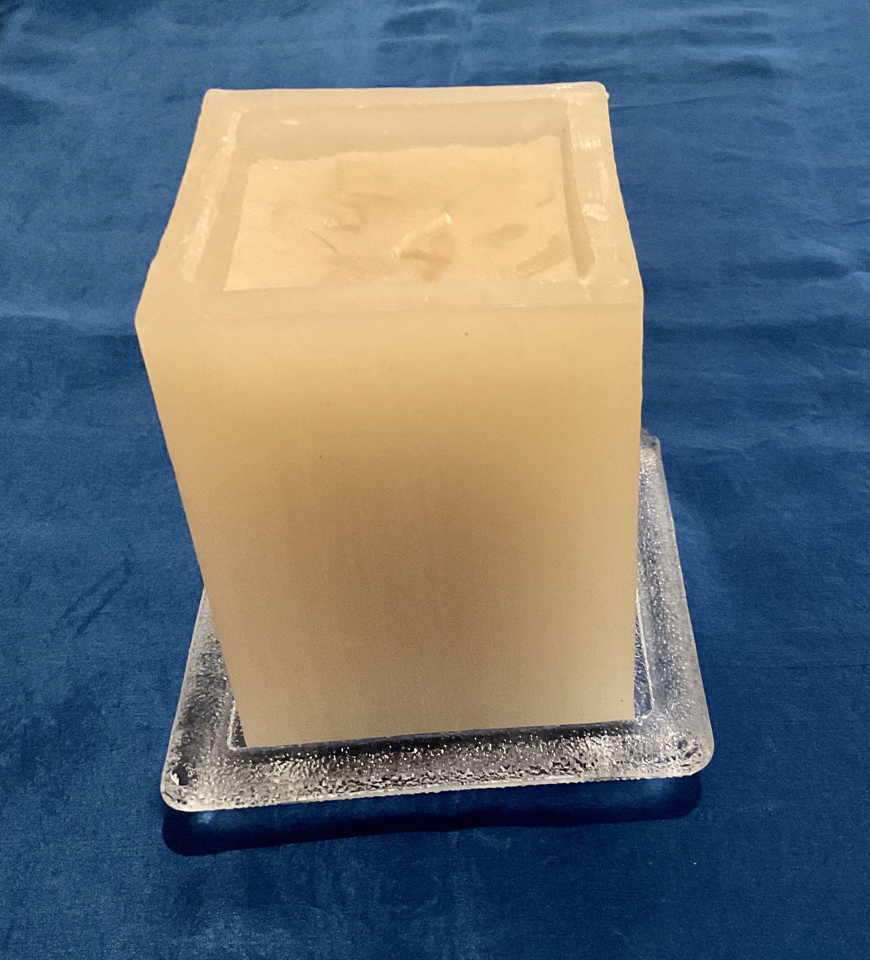 Square Pillar Candle and Frosted Glass Rimmed Plate Set