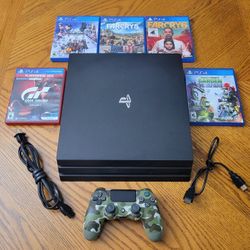 Black Sony PS4 Pro 1TB - 5 Games 