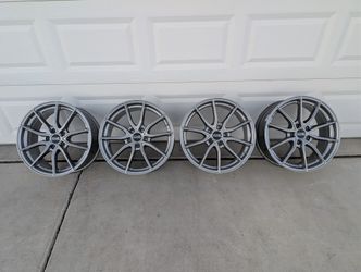 O.Z. Racing Supersport Wheels- 18X8+45mm, 5X114.3