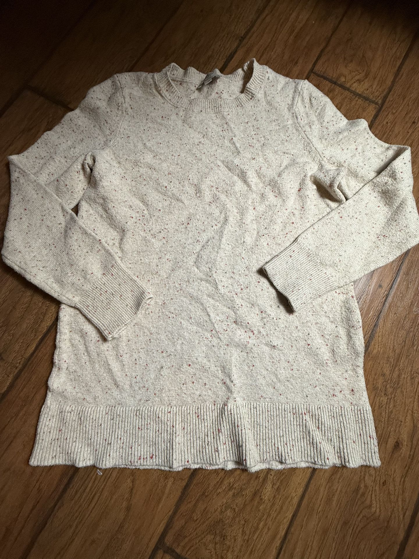 Loft by Ann Taylor sweater Large on tag Smoke free home Very good condition