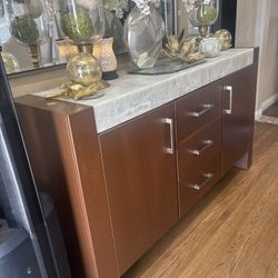 Buffet Cabinet 