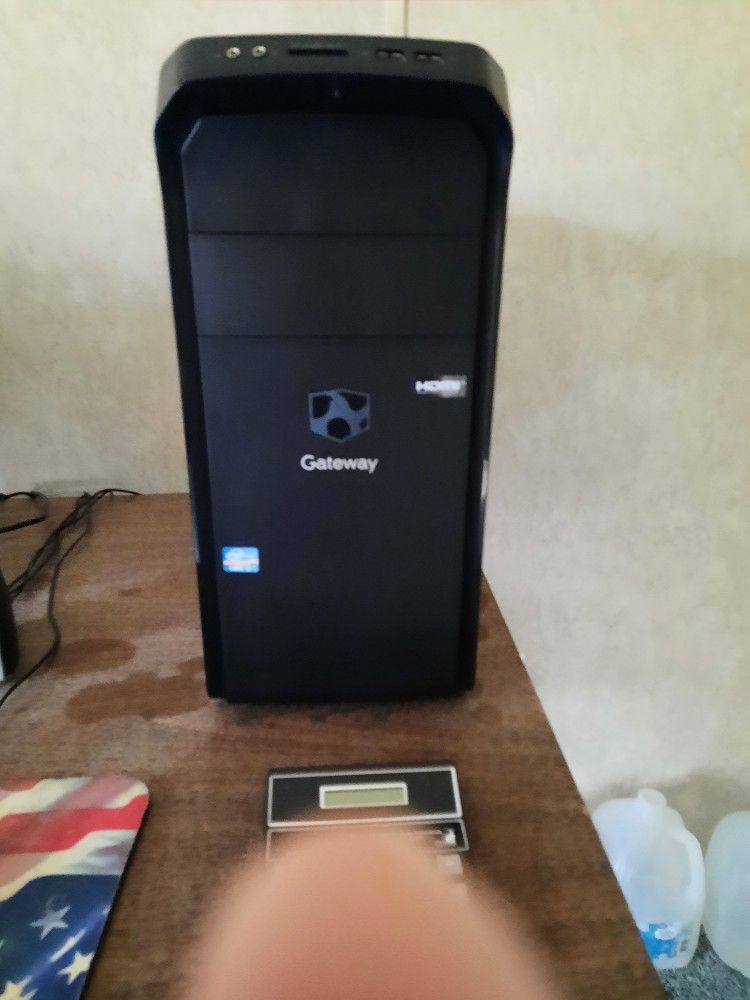 Gateway Desktop Computer