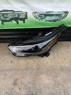 2020-2023 Toyota Highlander Headlight Oem 