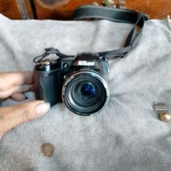 Nikon  Coolpix L110