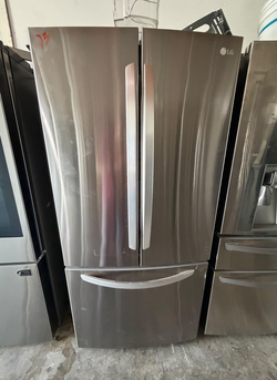 LG French Door Fridge – Stainless, Bottom Freezer, Clean