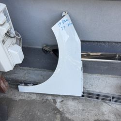 Bmw I3 Left Fender $200