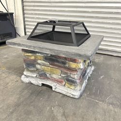 Outdoor Wood Burning Firepit 