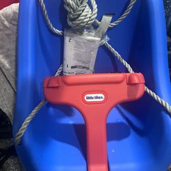 Little Tikes Baby Swing. NWT