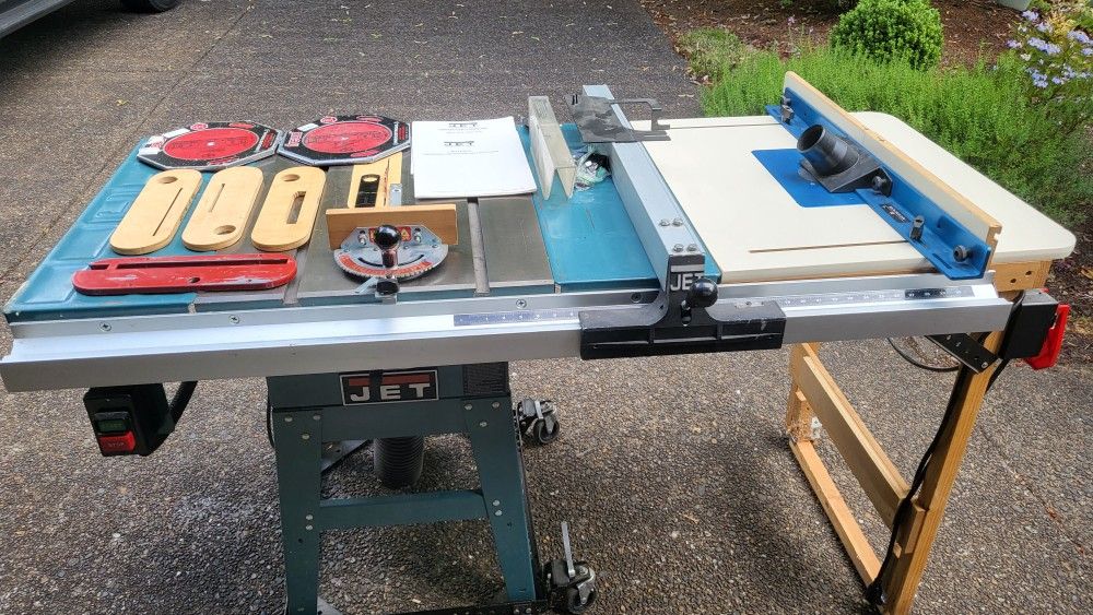 
Jet 10” Table Saw with Extras