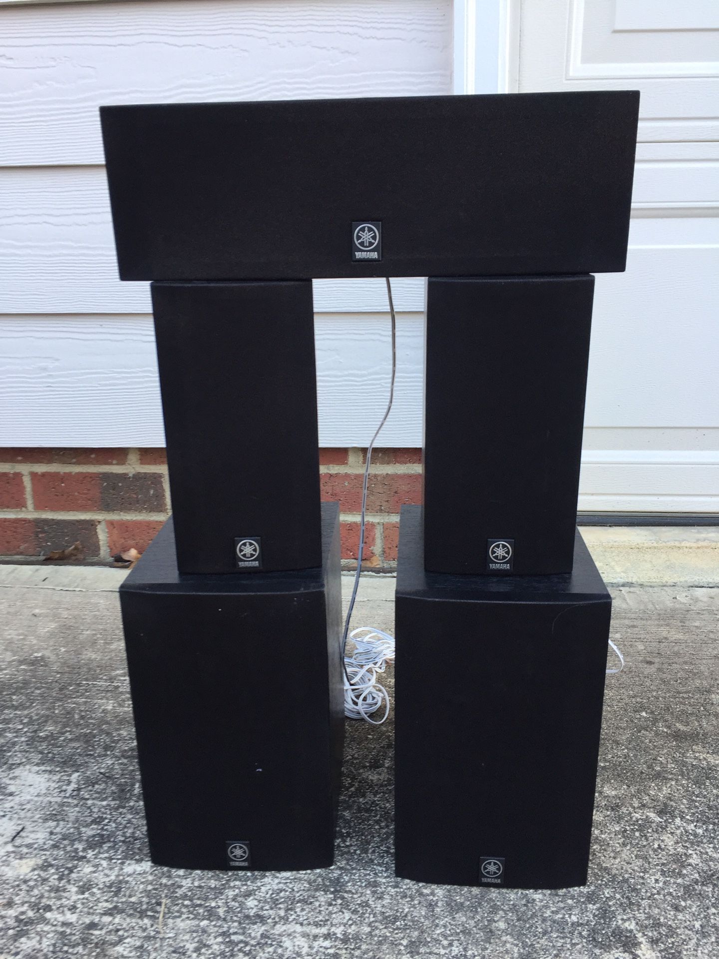 Yamaha speakers 5 piece $50