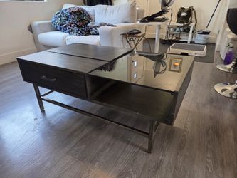 Fulton Lift Top Cocktail Table