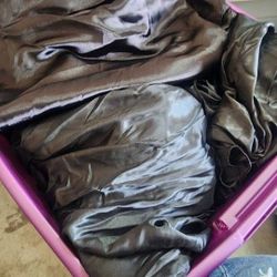Event Decorations - Tableclothes & Chargers $50 Takes All