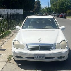 2002 Mercedes-Benz C-Class