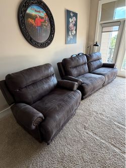 Power Reclining Sofa & Oversized Recliner Set with USB Charging Ports – Excellent Condition