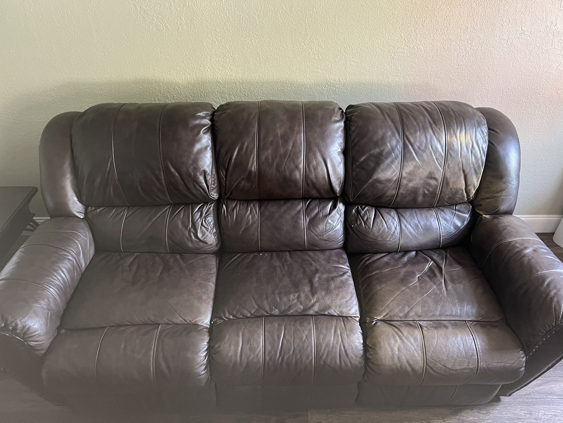 Free Recliner Sofa And Recliner Loveseat 