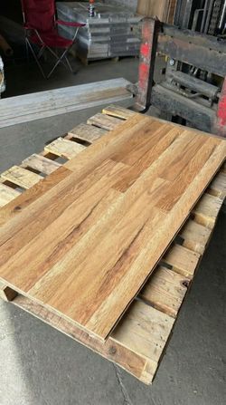 $0.70/sqft - Luxury Laminate Flooring ⚡️DEAL