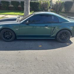 2003 Ford Mustang