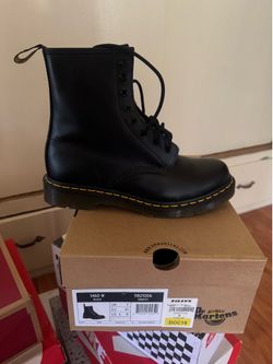 Black Dr Martens 1460 Boots
