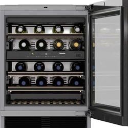 Miele KWT 6322 UG – Built-In Under-Counter Wine Cooler (NEW IN BOX) 🍷