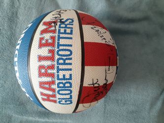 Harlem globetrotter basketball