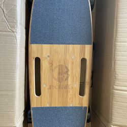 Jking Electric Skateboard Longboard with Remote Control Skateboard,700W Hub-Motor,16.7 MPH Top Speed,8.2 Miles Range,3 Speeds