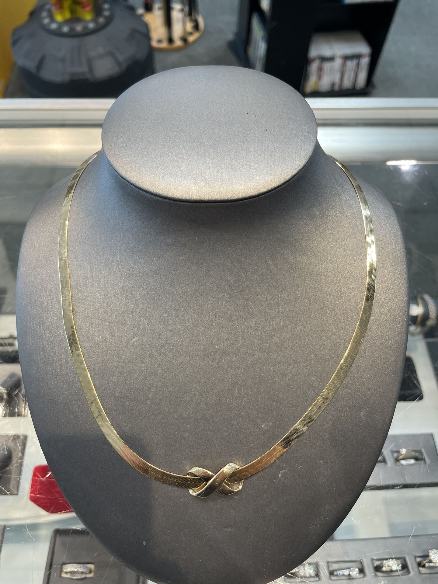 14k Yellow Gold Herringbone Link Necklace 20” Long