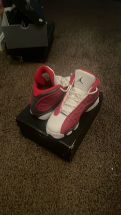 Kids Jordan retro 13 size 4.5
