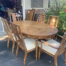 Matching Dining Set And Hutch