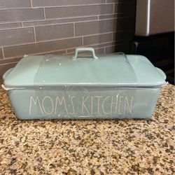 SALE Rae Dunn Mom’s Kitchen $25