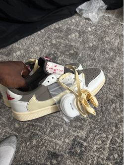 Travis Scott's , size 9.5