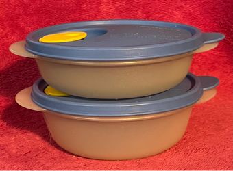 Tupperware Clear Bowl with Yellow Vent Blue Lid 264A-6 2648A-3 2645B-1 2648A-1 2.5 Cup 1.75 Cup
