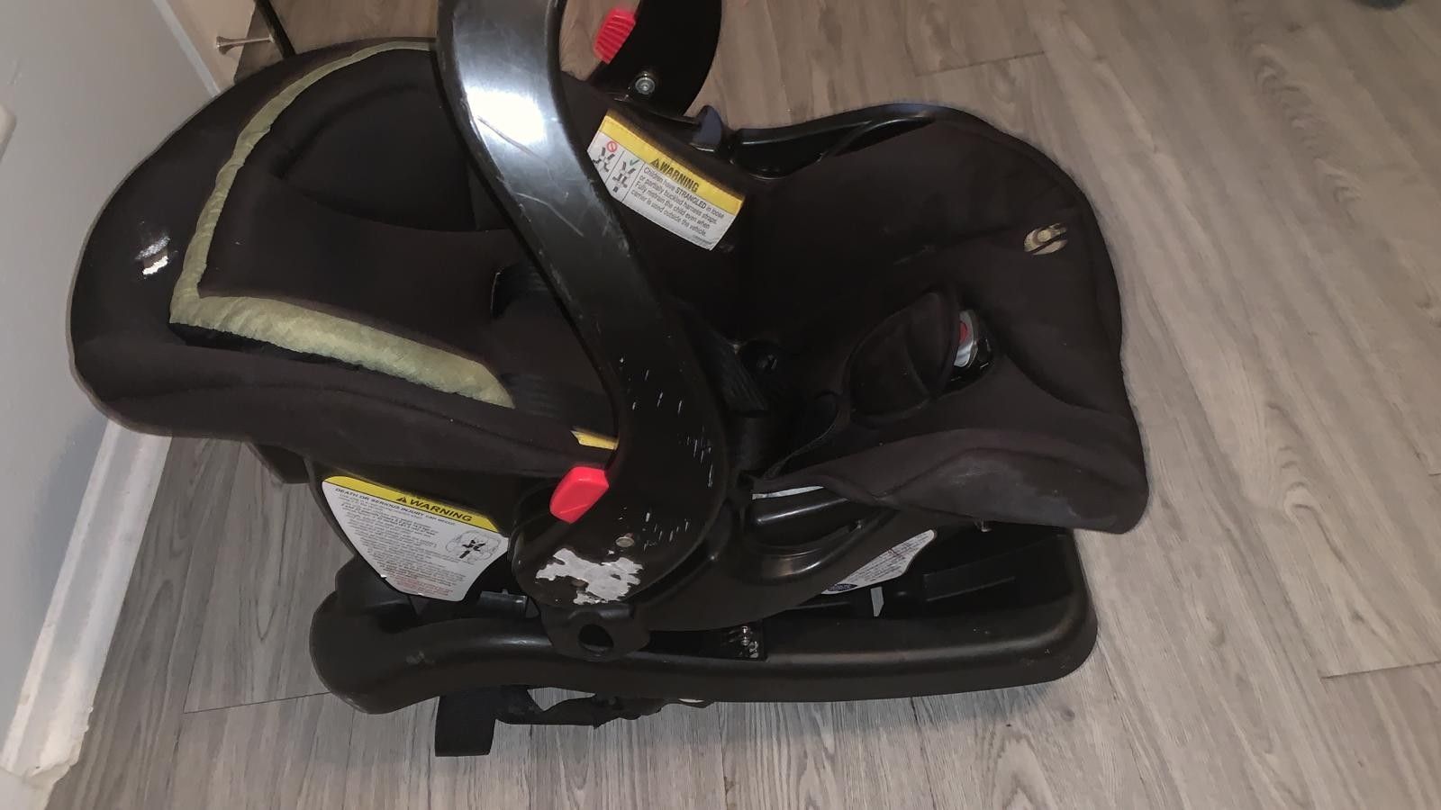Good condition Baby Car Seat