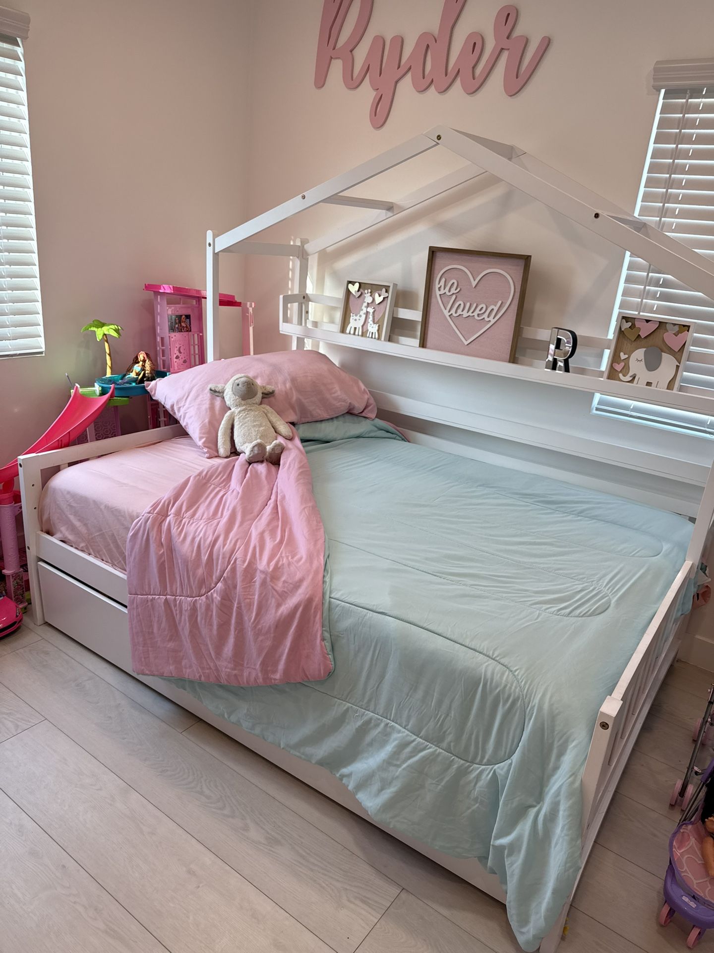 Kids trundle Bed