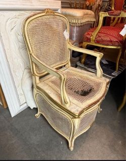 Rara Chaise Percee francese Antique French Louis XV gold Wood Commode Chair pick up in orting