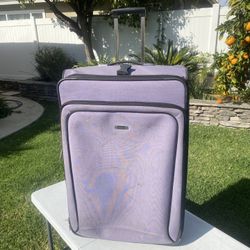 Large Reaction Two Wheeled Luggage