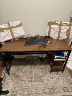 Work Desk