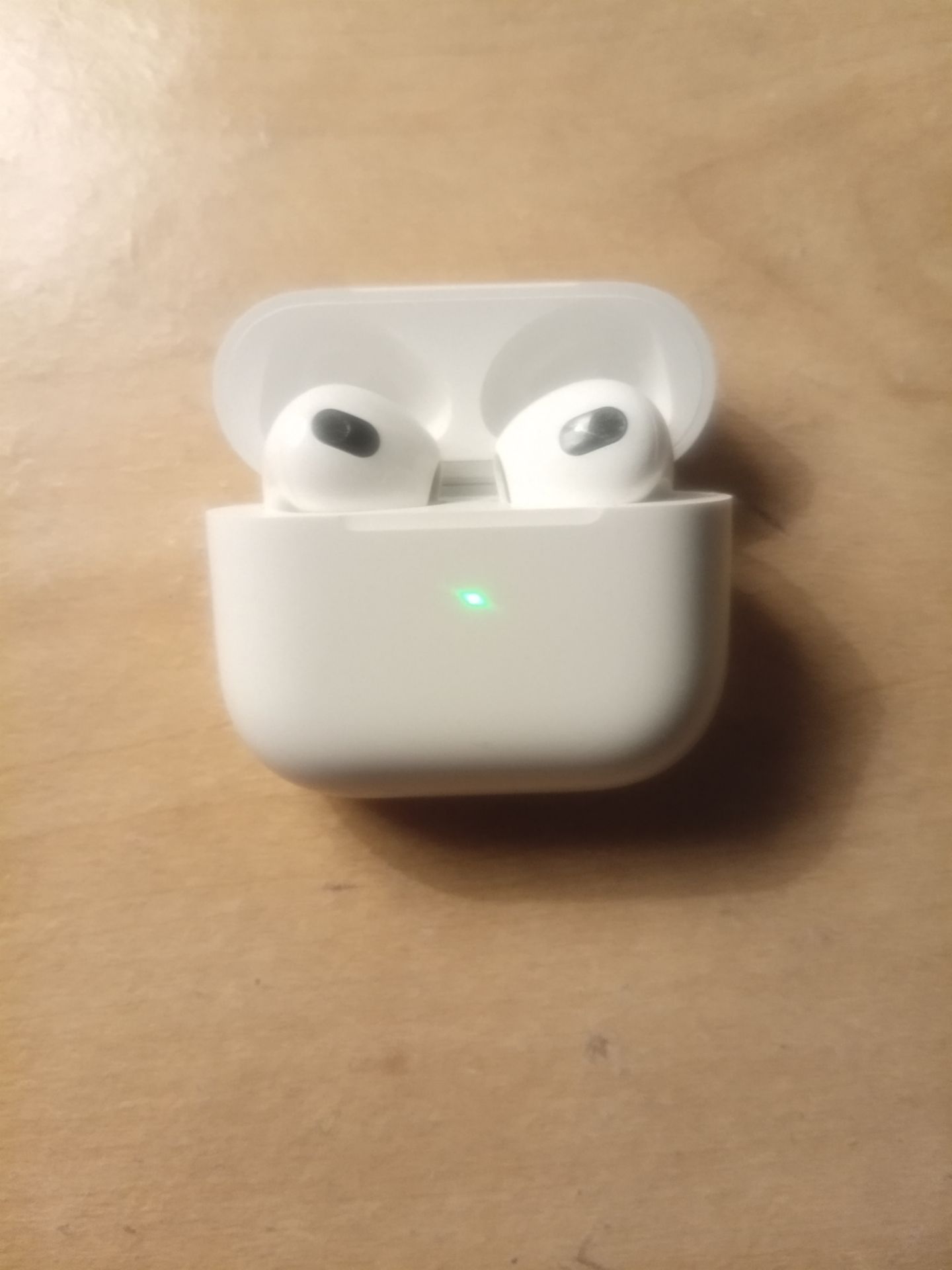 Apple AirPods III