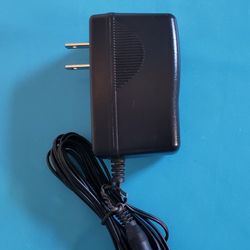 Netgear Charger 12V 1.5A Power Adapter For Router. New. Guarantee To Work Or Money Bank.