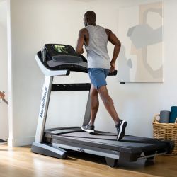 Treadmill Brand New , 50$ Down Payment , Sports & Outdoors - supreme