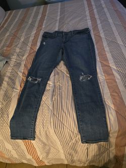 Levi's woman