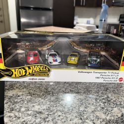Hot Wheels Premium:volkswagon Transport T1 Pickup,Porsche 917 LH,1967 Porsche 911 R,porsche 935