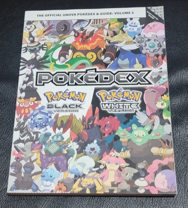 Official Unova Pokedex & Guide: Volume 2 Pokemon Black and White w/ Poster