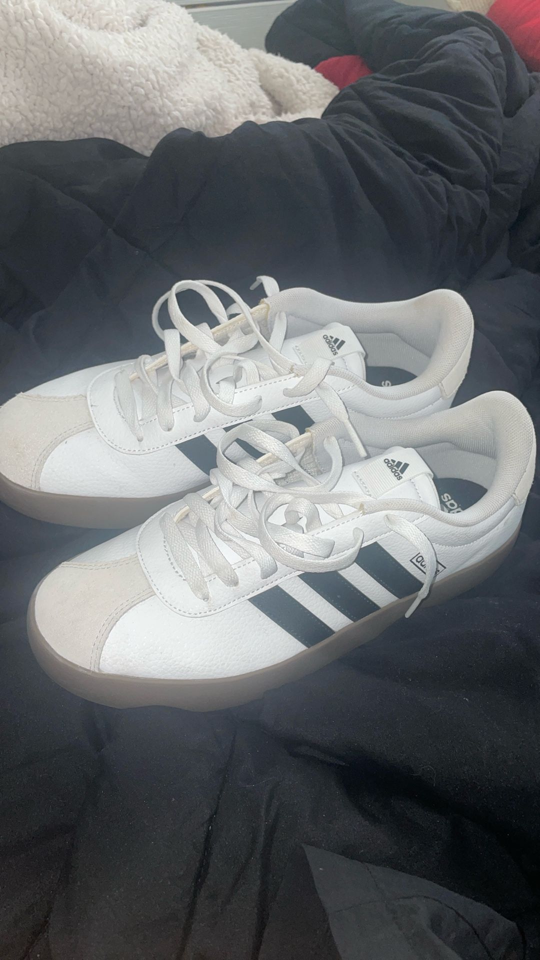 Size 9 Classic Adidas 