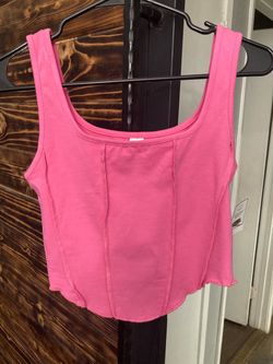 Woman’s Lg. Crop Tank. Fits Like S/M