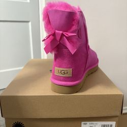 MiniBow Ugg